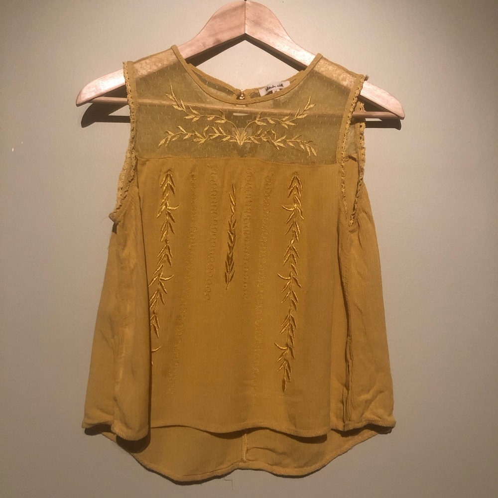 Embroidered cropped top